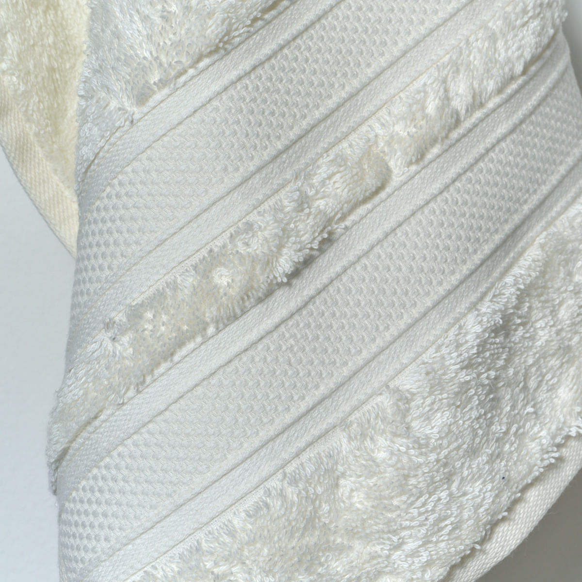 03 13 0073 Toalha Rosto Magnifique Marfim 002